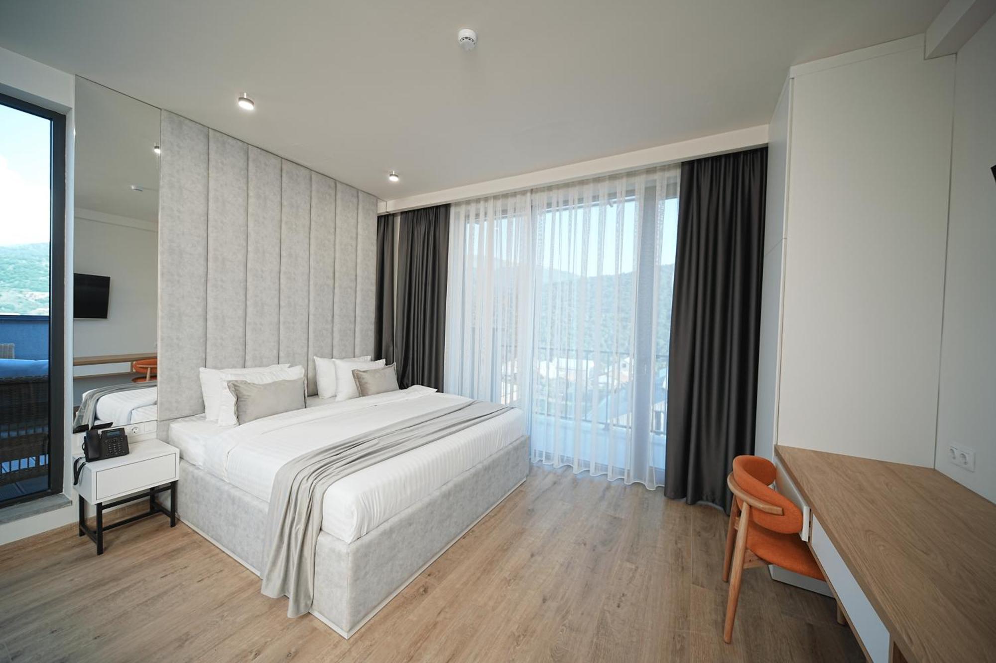 Dili Town Resort And Spa Dilijan Luaran gambar