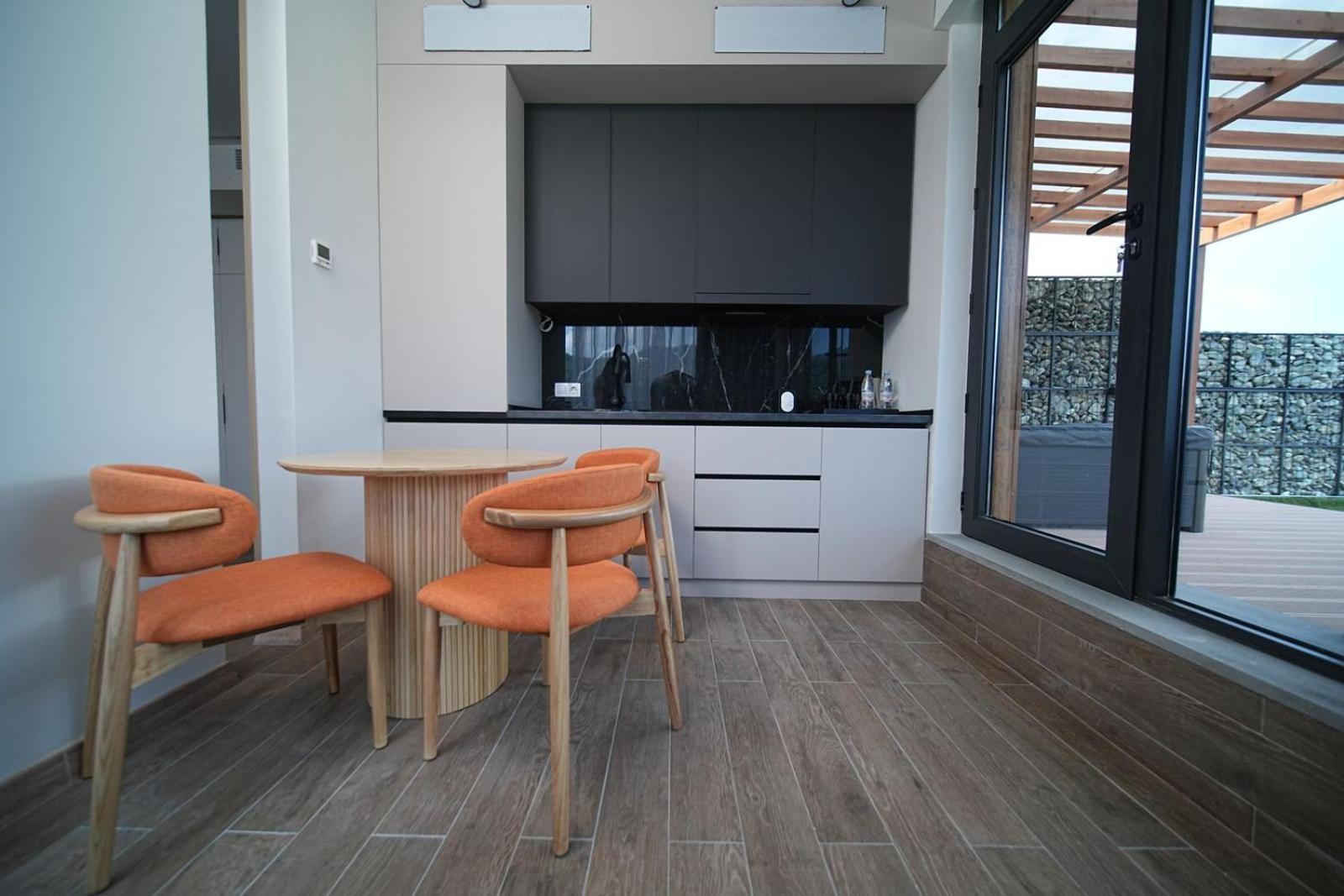 Dili Town Resort And Spa Dilijan Luaran gambar